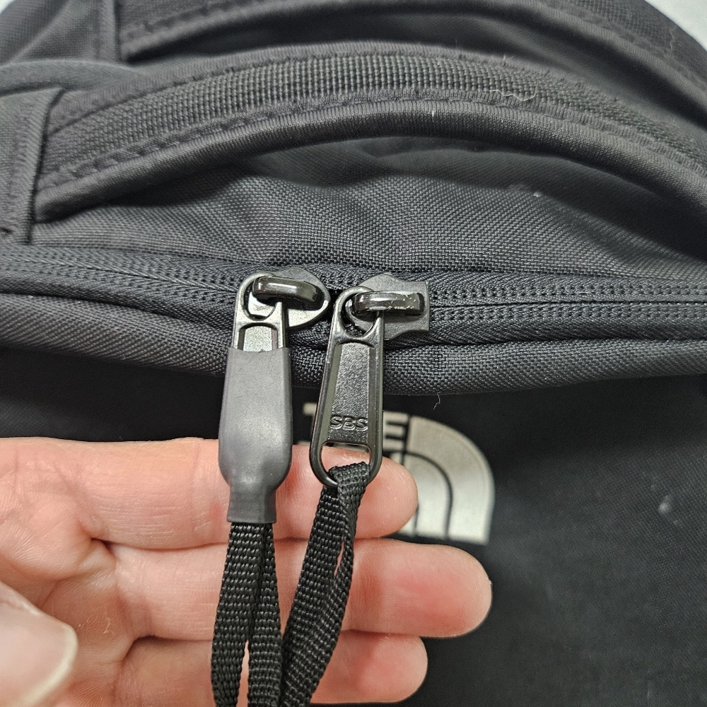 North Face Jester Backpack Black Flexvent - image 6